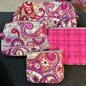 Vera Bradley 4 piece bundle makeup bags very clean
